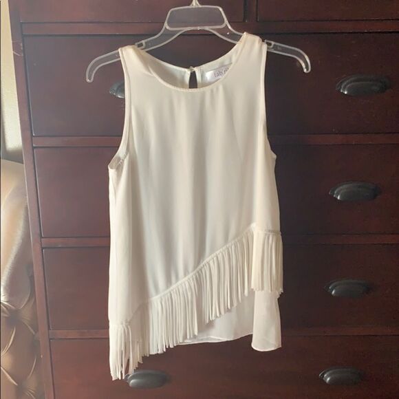 Fab’rik Fringe White Tank Style Top - Picture 1 of 4